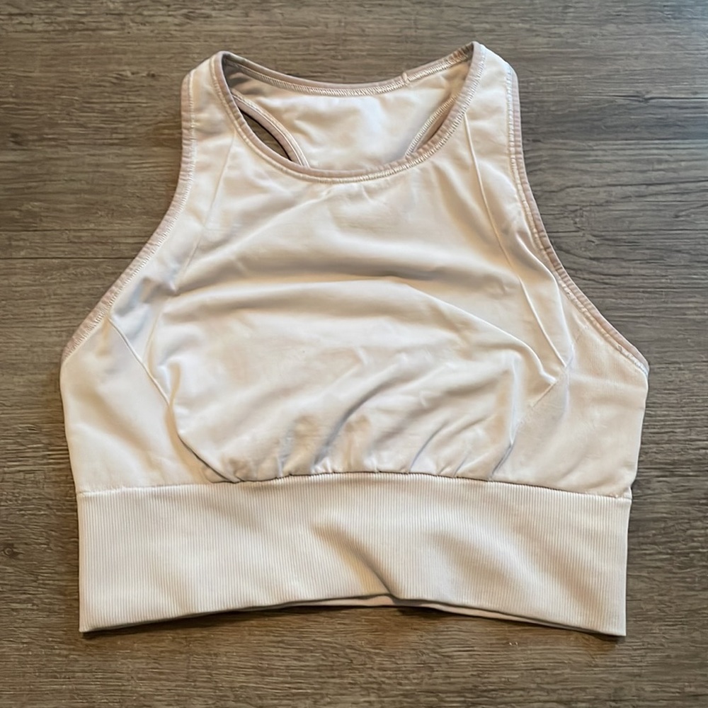 Lululemon high neck sports bra size 6
